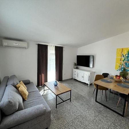 Apartment Lorun 47 Tar-Vabriga Exterior foto